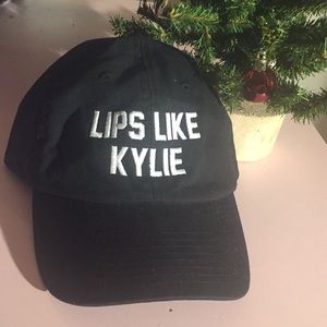 "Lips Like Kylie" Jenner Hat 🖤